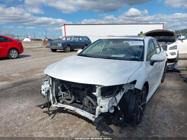 46132134 :رقم المزاد ، 4T1M11AK6LU951171 vin ، 2020 Toyota Camry Se مزاد بيع
