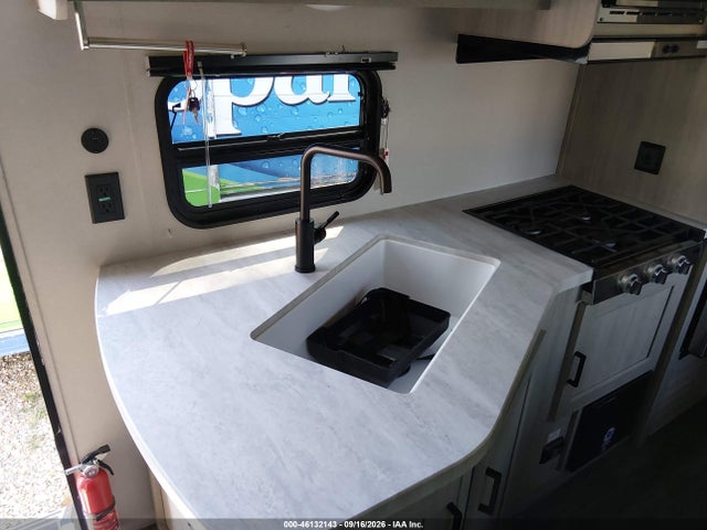 Продаж на аукціоні авто 2025 Forest River Aurora, vin: 5ZT2ARRB4SU044365, номер лоту: 46132143