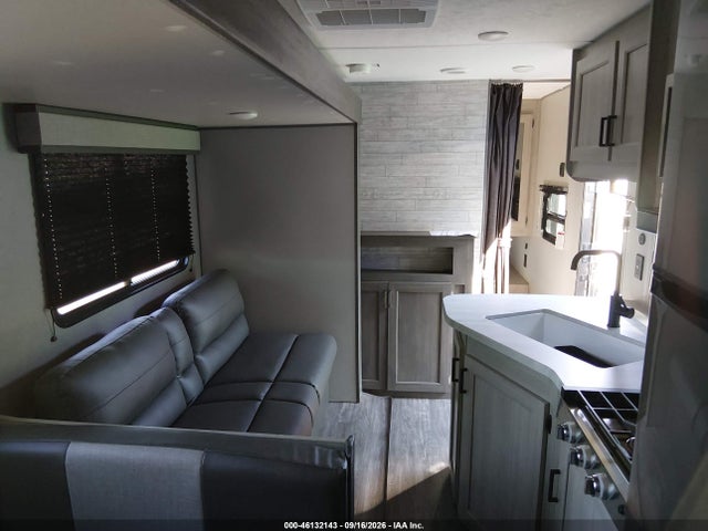 Продаж на аукціоні авто 2025 Forest River Aurora, vin: 5ZT2ARRB4SU044365, номер лоту: 46132143