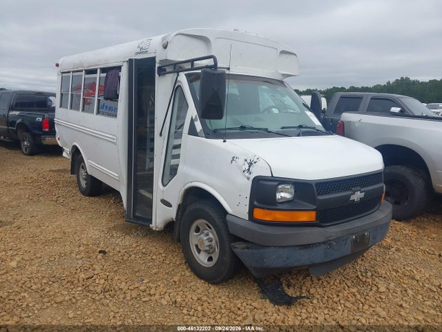 Auction sale of the 2003 Chevrolet Express Cutaway, vin: 1GBHG31V431186302, lot number: 46132202