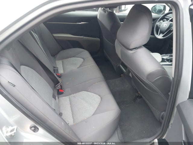 Продажа на аукционе авто 2018 Toyota Camry Le, vin: 4T1B11HK1JU578910, номер лота: 46132227
