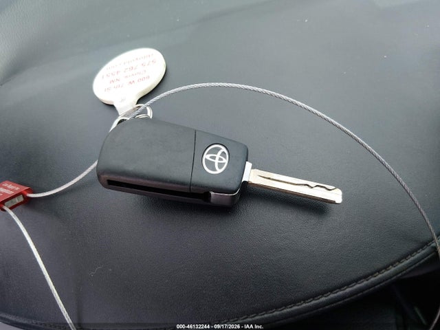 NMTKHMBX0JR034570 Toyota C-HR XLE