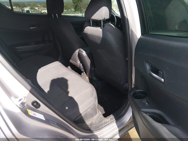 NMTKHMBX0JR034570 Toyota C-HR XLE