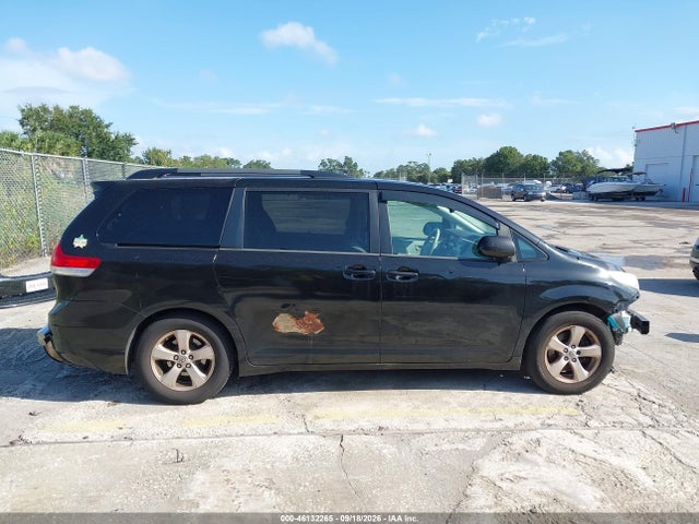 Aukcja sprzedaży 2014 Toyota Sienna Le V6 8 Passenger, vin: 5TDKK3DC9ES428999, numer aukcji: 46132265