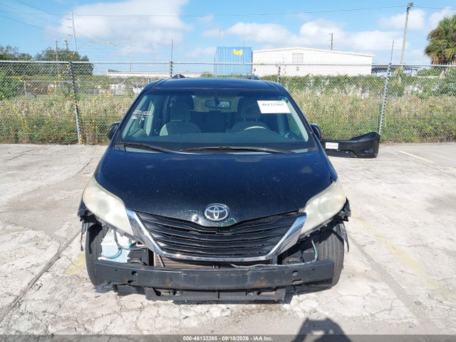 Aukcja sprzedaży 2014 Toyota Sienna Le V6 8 Passenger, vin: 5TDKK3DC9ES428999, numer aukcji: 46132265