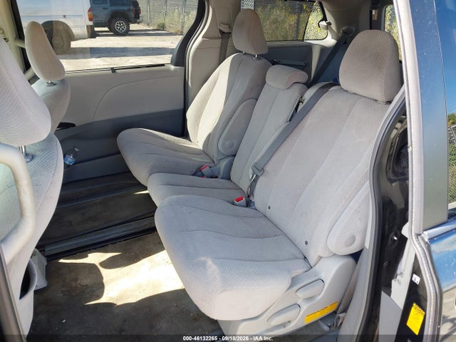 Aukcja sprzedaży 2014 Toyota Sienna Le V6 8 Passenger, vin: 5TDKK3DC9ES428999, numer aukcji: 46132265