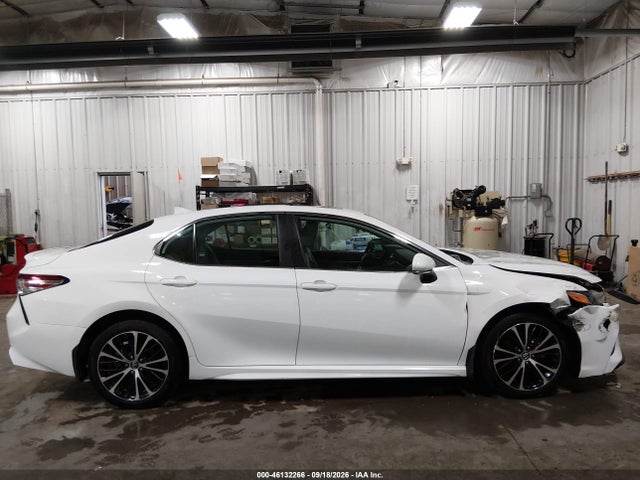 2020 Toyota Camry Se მანქანა იყიდება აუქციონზე, vin: 4T1M11AK3LU927779, აუქციონის ნომერი: 46132266