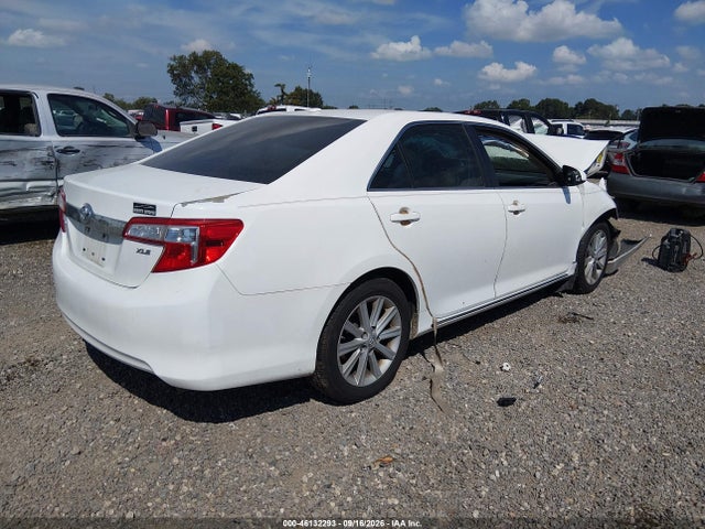 2014 Toyota Camry Xle მანქანა იყიდება აუქციონზე, vin: 4T4BF1FK4ER385571, აუქციონის ნომერი: 46132293