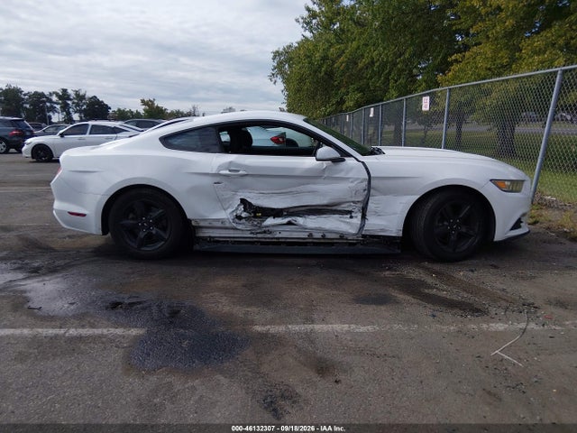Продаж на аукціоні авто 2015 Ford Mustang V6, vin: 1FA6P8AM9F5394959, номер лоту: 46132307