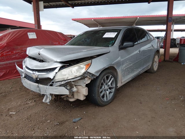 Chevrolet MALIBU 1LT 2014 1G11C5SL6EF266412 Image 2