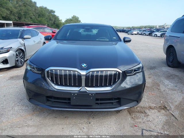 Aukcja sprzedaży 2027 Bmw 530i, vin: WBA53FJ00VCY13100, numer aukcji: 46132351