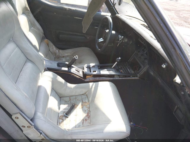 1981 Chevrolet Corvette მანქანა იყიდება აუქციონზე, vin: 1G1AY8764B5101837, აუქციონის ნომერი: 46132544