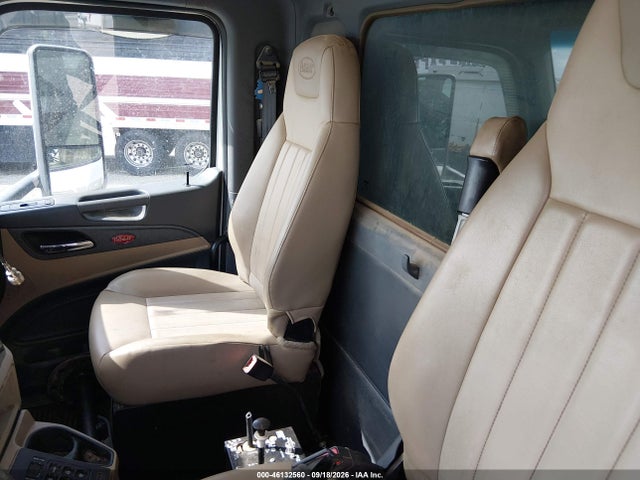 Продажа на аукционе авто 2016 Peterbilt 567, vin: 1NPCXPEXXGD359911, номер лота: 46132560