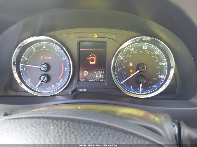 46132565 :رقم المزاد ، 5YFBURHE2JP847496 vin ، 2018 Toyota Corolla Le مزاد بيع