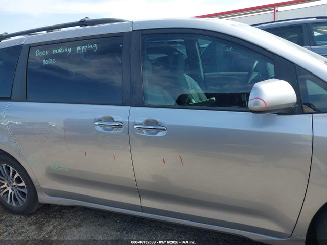 46132599 :رقم المزاد ، 5TDYZ3DC1JS921866 vin ، 2018 Toyota Sienna Xle 8 Passenger مزاد بيع
