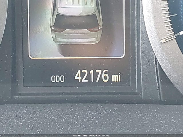 46132599 :رقم المزاد ، 5TDYZ3DC1JS921866 vin ، 2018 Toyota Sienna Xle 8 Passenger مزاد بيع