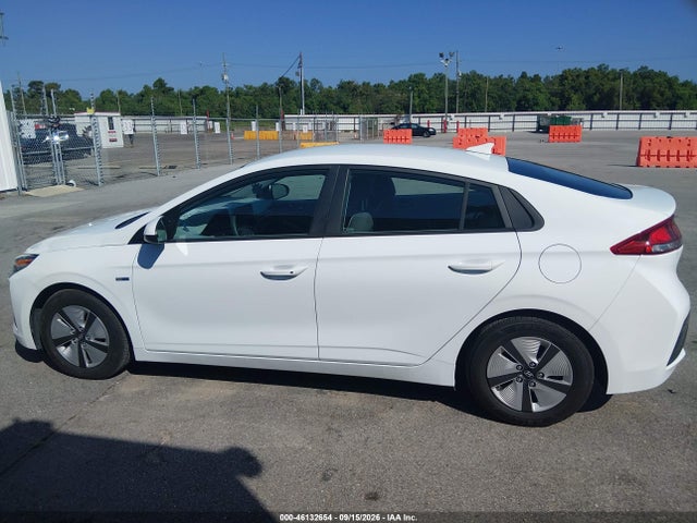Продаж на аукціоні авто 2020 Hyundai Ioniq Hybrid Blue, vin: KMHC65LC9LU219773, номер лоту: 46132654