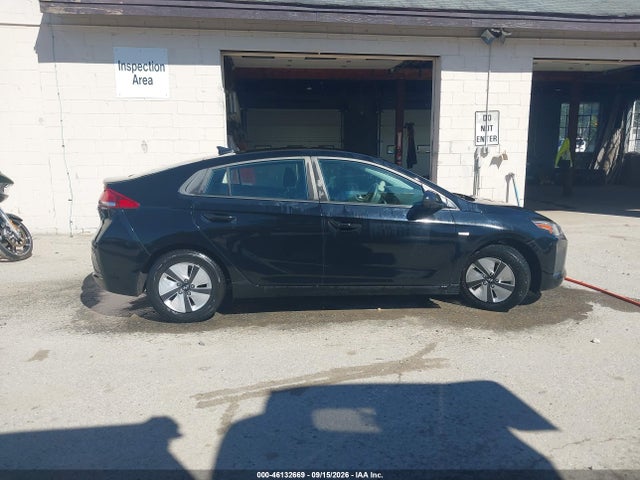 46132669 :رقم المزاد ، KMHC65LC0JU075964 vin ، 2018 Hyundai Ioniq Hybrid Blue مزاد بيع