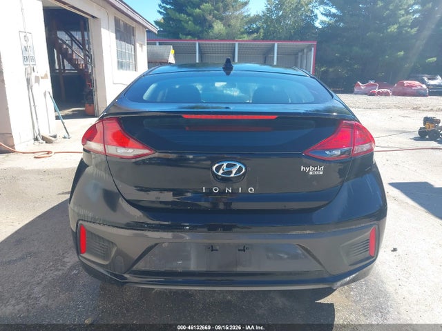 46132669 :رقم المزاد ، KMHC65LC0JU075964 vin ، 2018 Hyundai Ioniq Hybrid Blue مزاد بيع
