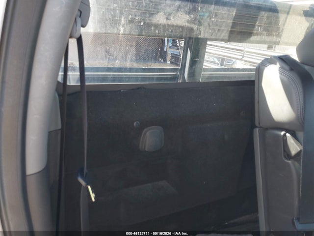 46132711 :رقم المزاد ، 1FDRF3G62BEA31947 vin ، 2011 Ford F-350 Chassis Xl مزاد بيع
