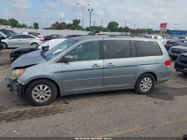 46132715 :رقم المزاد ، 5FNRL38628B084747 vin ، 2008 Honda Odyssey Ex-l مزاد بيع