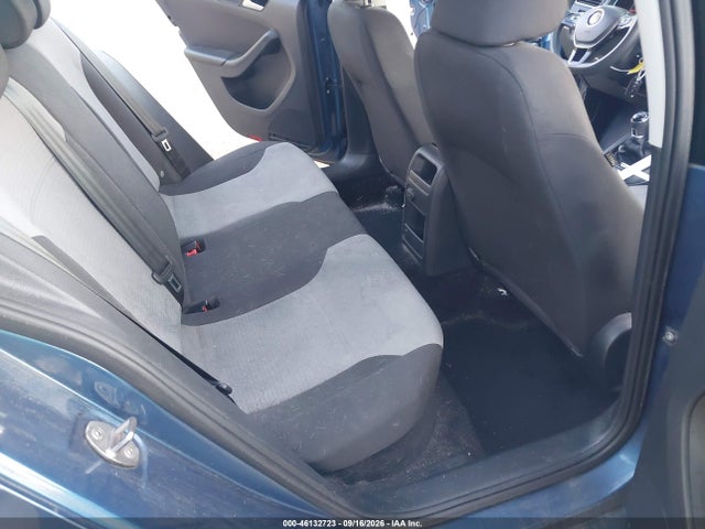 46132723 :رقم المزاد ، 3VW167AJ0HM386704 vin ، 2017 Volkswagen Jetta 1.4t S مزاد بيع