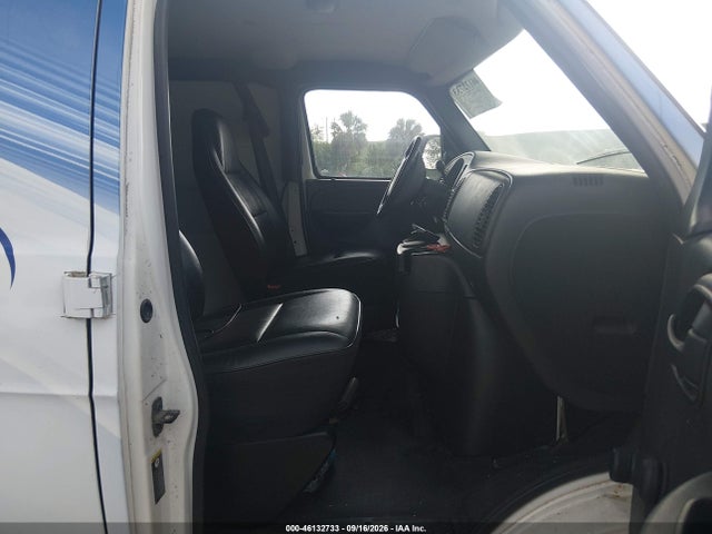 46132733 :رقم المزاد ، 2D7HB11X43K500170 vin ، 2003 Dodge Ram Van 1500 Conversion مزاد بيع