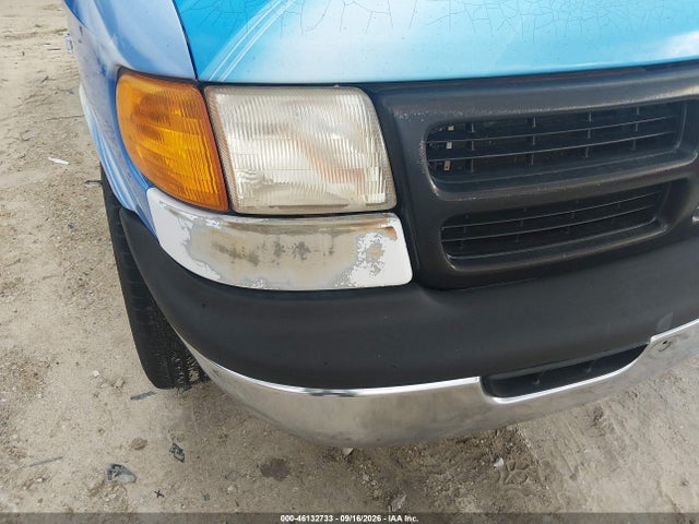 46132733 :رقم المزاد ، 2D7HB11X43K500170 vin ، 2003 Dodge Ram Van 1500 Conversion مزاد بيع