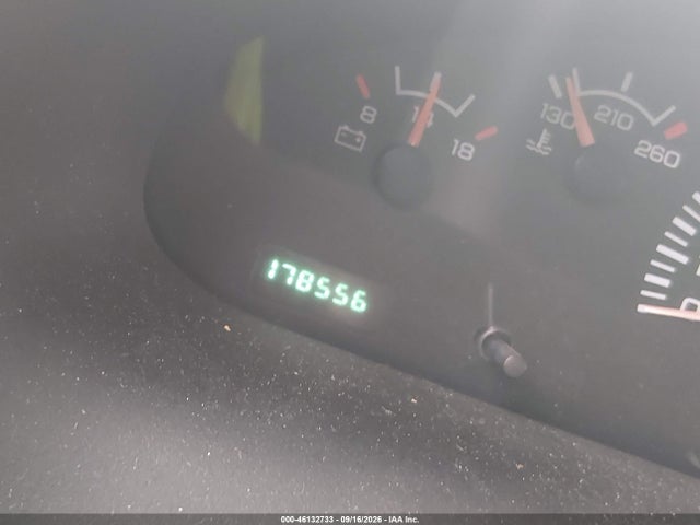 46132733 :رقم المزاد ، 2D7HB11X43K500170 vin ، 2003 Dodge Ram Van 1500 Conversion مزاد بيع