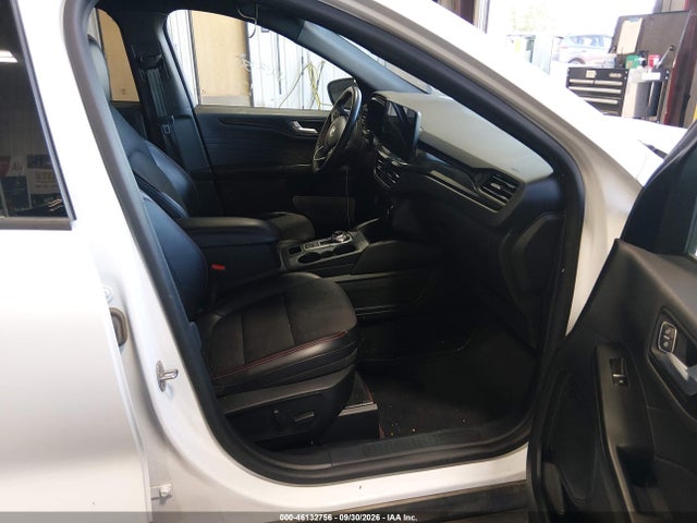 1FMCU9NA0PUA32386 Ford Escape St-line Select