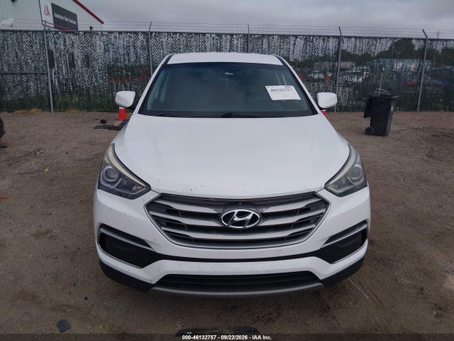 5NMZT3LBXJH078140 Hyundai Santa Fe Sport 2.4l