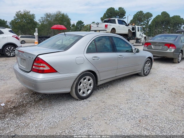Продажа на аукционе авто 2005 Mercedes-benz C 320 Luxury 4matic, vin: WDBRF84JX5F637889, номер лота: 46132802
