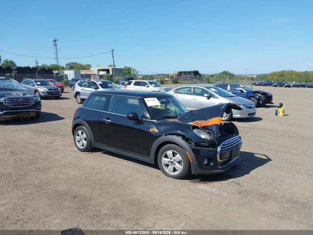 Aukcja sprzedaży 2016 Mini Hardtop Cooper, vin: WMWXP5C59GT739906, numer aukcji: 46132805