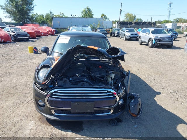 Продаж на аукціоні авто 2016 Mini Hardtop Cooper, vin: WMWXP5C59GT739906, номер лоту: 46132805