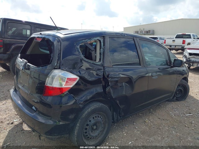 Продаж на аукціоні авто 2013 Honda Fit, vin: JHMGE8H33DC067305, номер лоту: 46132823
