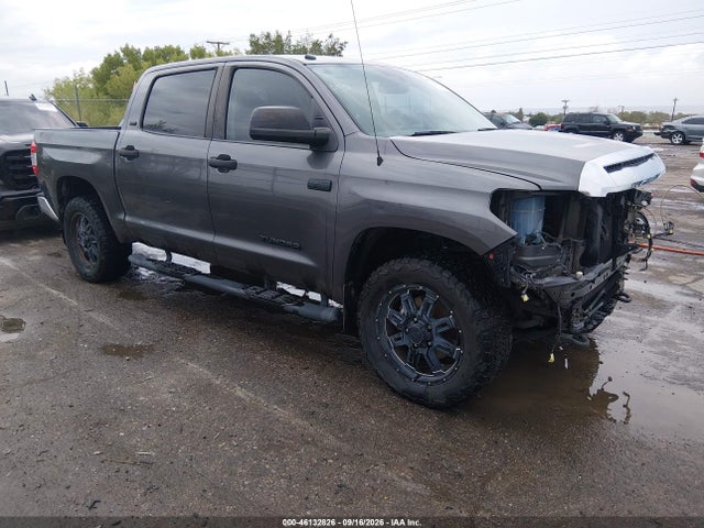 Auction sale of the 2017 Toyota Tundra Sr5 5.7l V8, vin: 5TFDW5F15HX627874, lot number: 46132826