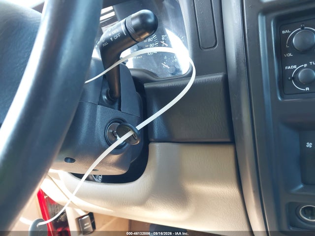 2001 Jeep Cherokee Sport მანქანა იყიდება აუქციონზე, vin: 1J4FT48S61L500639, აუქციონის ნომერი: 46132886