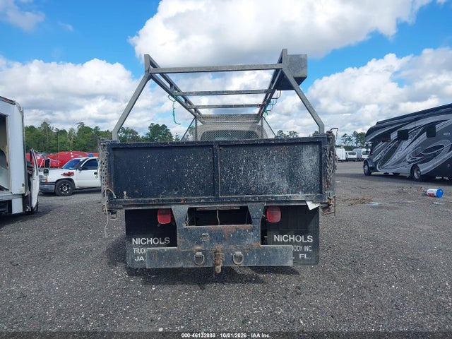 46132888 :رقم المزاد ، 1GBE5E1276F427044 vin ، 2006 Chevrolet Cc5500 مزاد بيع