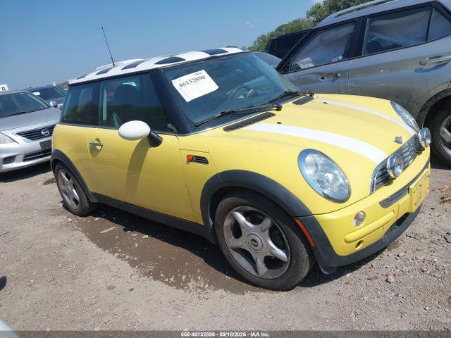 46132890 :رقم المزاد ، WMWRC33412TE10127 vin ، 2002 Mini Cooper مزاد بيع