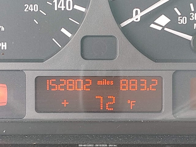 2005 Bmw 325i მანქანა იყიდება აუქციონზე, vin: WBAEV33405KX10158, აუქციონის ნომერი: 46132933