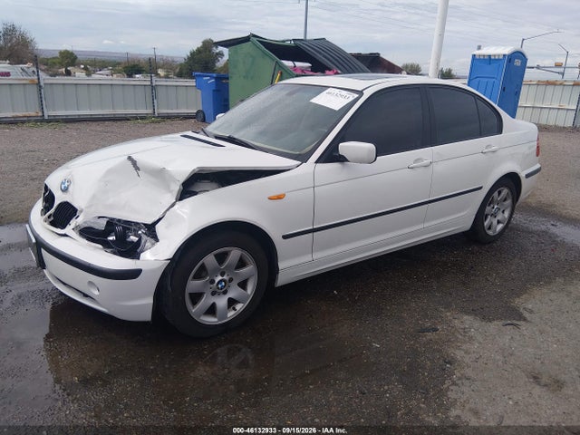 2005 Bmw 325i მანქანა იყიდება აუქციონზე, vin: WBAEV33405KX10158, აუქციონის ნომერი: 46132933