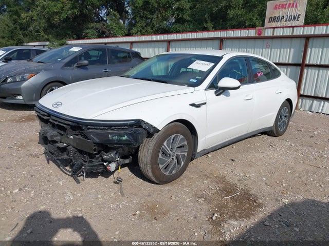 2026 Hyundai Sonata Hybrid Blue მანქანა იყიდება აუქციონზე, vin: KMHL24JJ6TA147973, აუქციონის ნომერი: 46132952