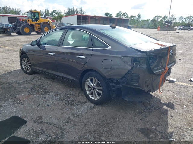 46132975 :رقم المزاد ، 5NPE24AF3HH446801 vin ، 2017 Hyundai Sonata مزاد بيع