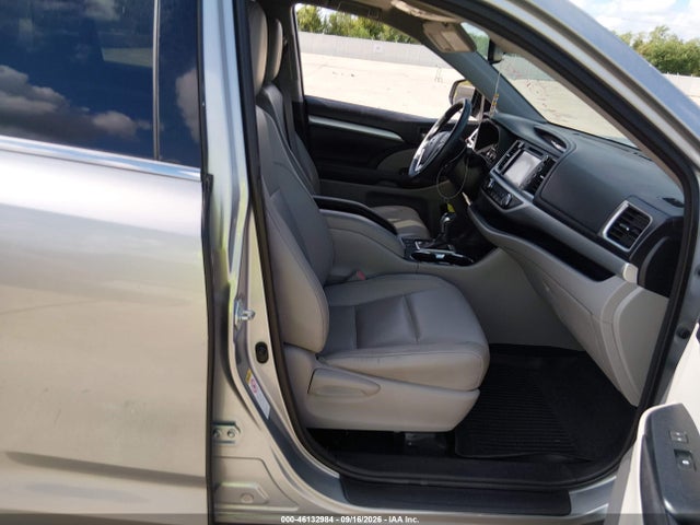 Toyota Highlander Xle V6 2016 5TDKKRFH6GS502264 Image 5