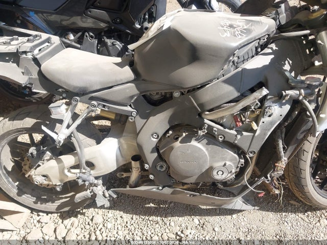 Продажа на аукционе авто 2006 Honda Cbr1000 Rr, vin: JH2SC57066M207777, номер лота: 46133034