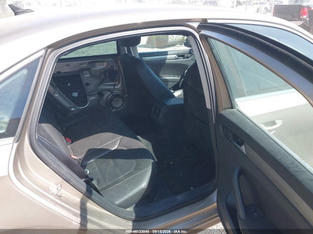 Aukcja sprzedaży 2015 Volkswagen Passat 2.0l Tdi Se, vin: 1VWBV7A34FC070357, numer aukcji: 46133048
