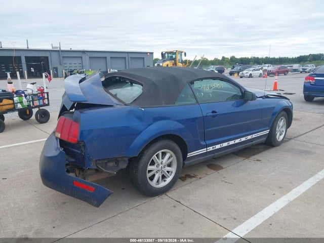 2006 Ford Mustang V6 მანქანა იყიდება აუქციონზე, vin: 1ZVFT84N565235301, აუქციონის ნომერი: 46133087