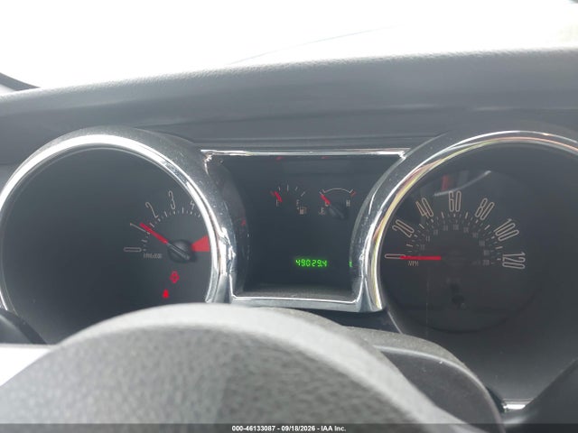 2006 Ford Mustang V6 მანქანა იყიდება აუქციონზე, vin: 1ZVFT84N565235301, აუქციონის ნომერი: 46133087