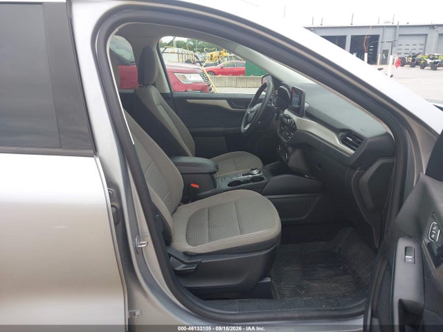 2022 Ford Escape Se მანქანა იყიდება აუქციონზე, vin: 1FMCU9G62NUB70033, აუქციონის ნომერი: 46133105