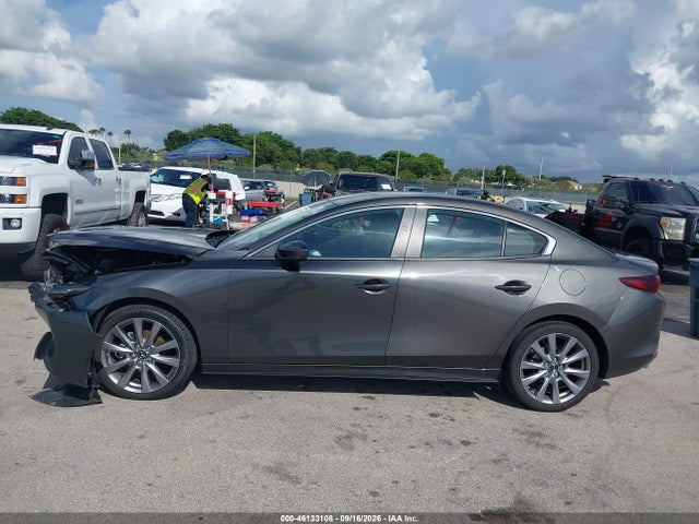 2023 Mazda Mazda3 2.5 S Select მანქანა იყიდება აუქციონზე, vin: 3MZBPABM4PM365845, აუქციონის ნომერი: 46133108